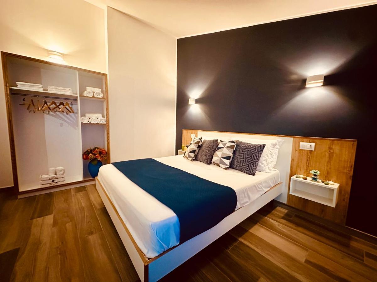 B&B The Sun - Family Rooms โตรเปอา ภายนอก รูปภาพ