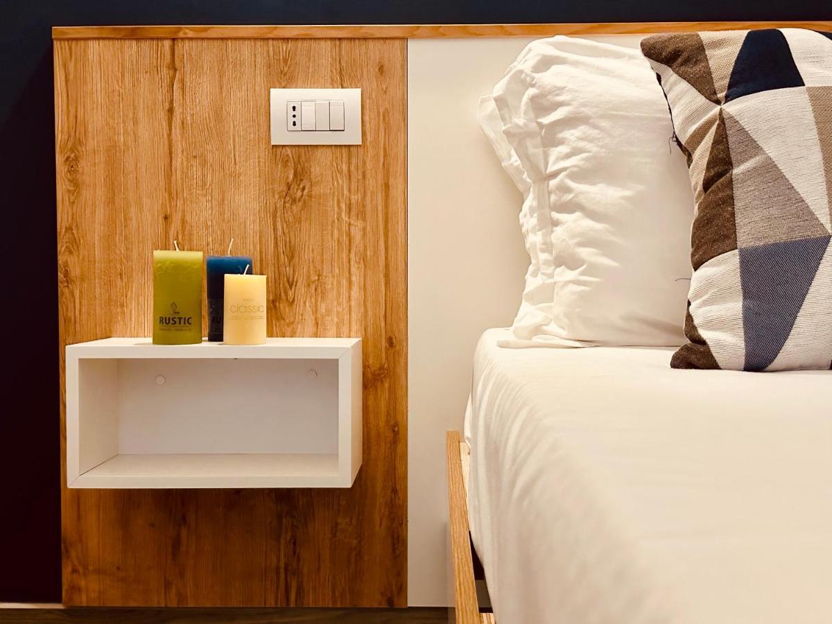 B&B The Sun - Family Rooms โตรเปอา ภายนอก รูปภาพ
